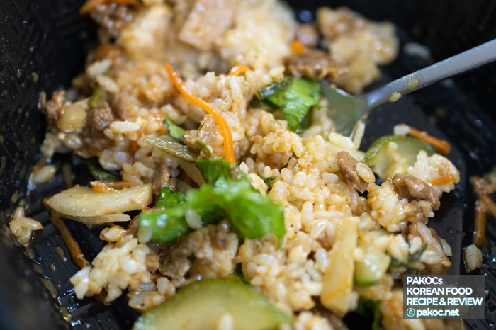 Composición del bibimbap con gangdoenjang Si-kyung Pick