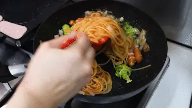 ゆで湯の塩加減を調整するコツの紹介